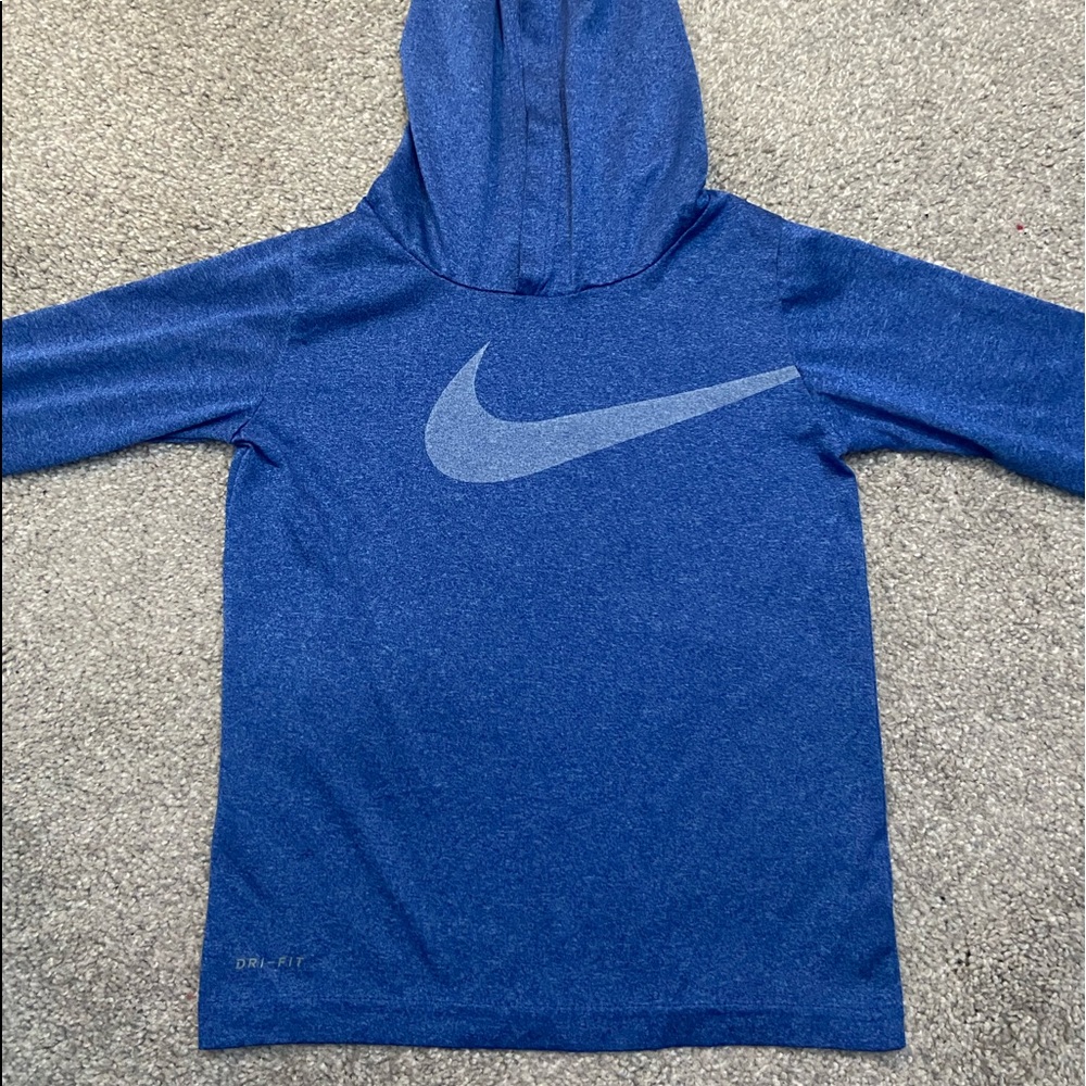 Boys Nike Size 6 Dri Fit Hoodie